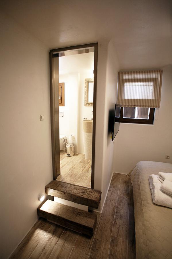 Otel Anagram (adults Only) 2*